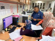 Taklimat Pemberhentian Penggunaan Borang Nota Konsainan Manual Pos Laju